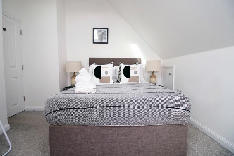 Additional image 8 of 28 Mayville