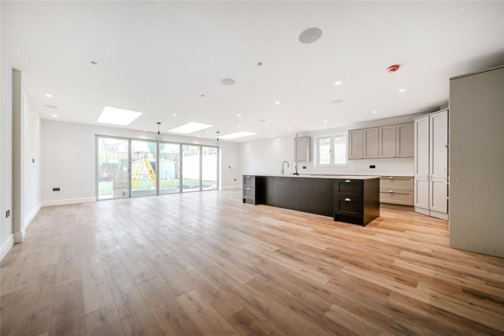 Additional image 16 of Hartfield Road, West Wickham