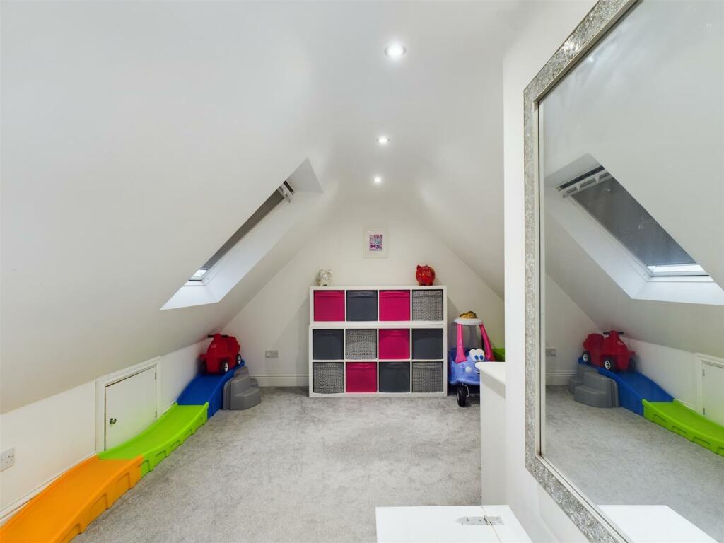 Additional image 15 of Blue Falcon Road, Kingswood, Bristol, BS15 1UP