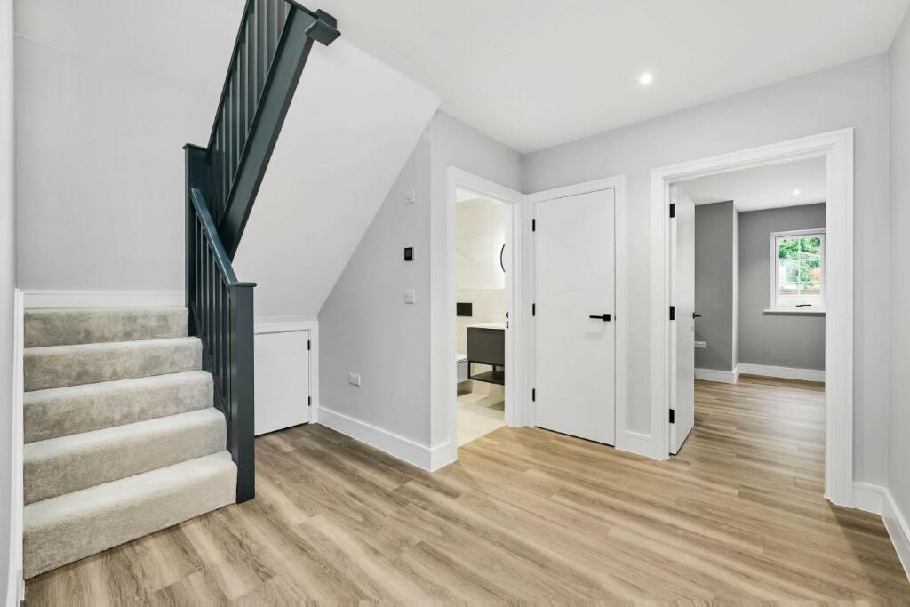 Additional image 7 of Bromley Avenue, Bromley