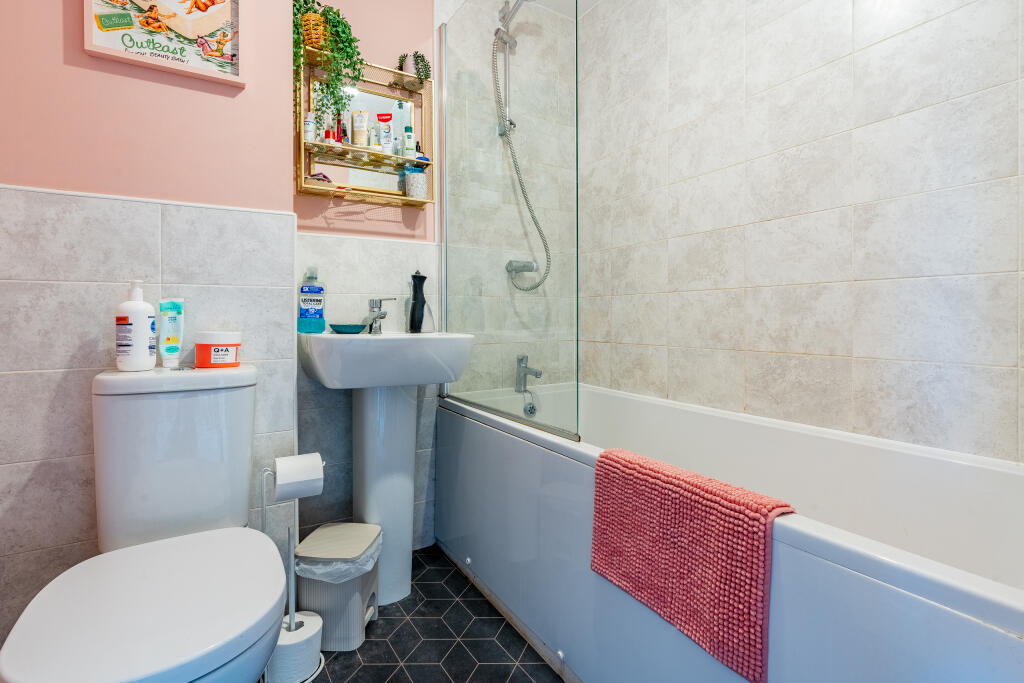 Additional image 13 of Silverweed Road, Lyde Green