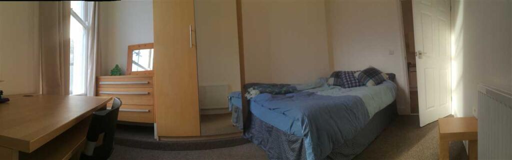 Additional image 5 of Top Floor Flat Clifton Road