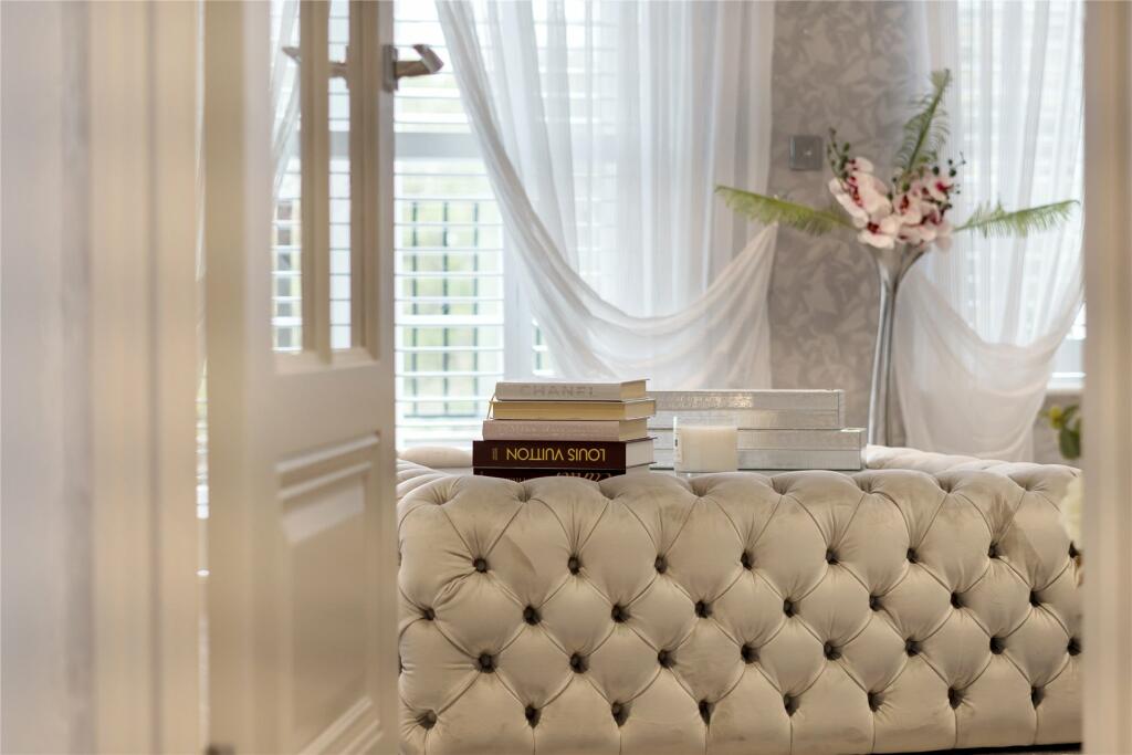 Additional image 35 of Willoughby Lane, Bromley