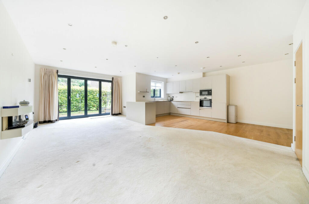 Additional image 7 of Bickley Park Road, Bromley, Kent, BR1