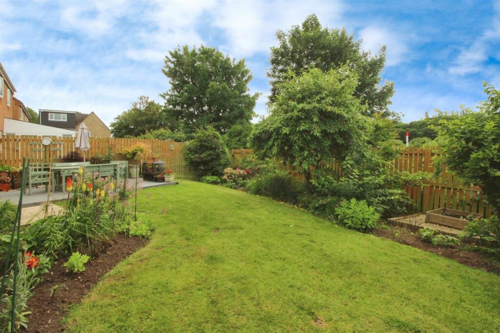 Additional image 4 of Oswin Gardens, Bradford, BD2 1DN