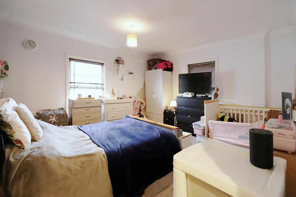 Additional image 8 of Henry Street, Bromley