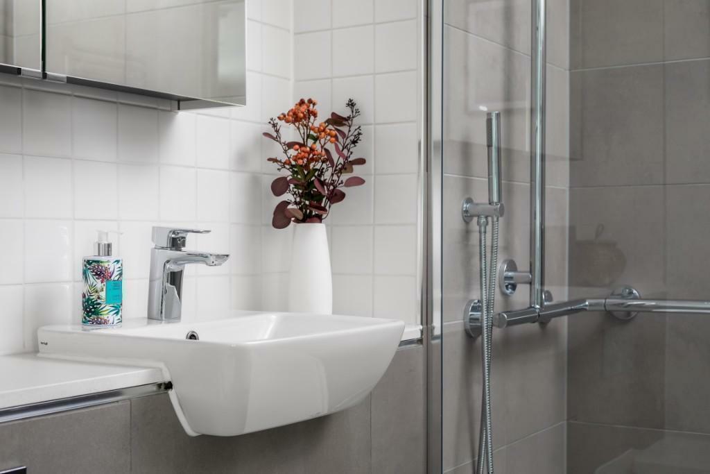 Additional image 11 of Redland Hill
Redland
Bristol 
BS6 6BJ