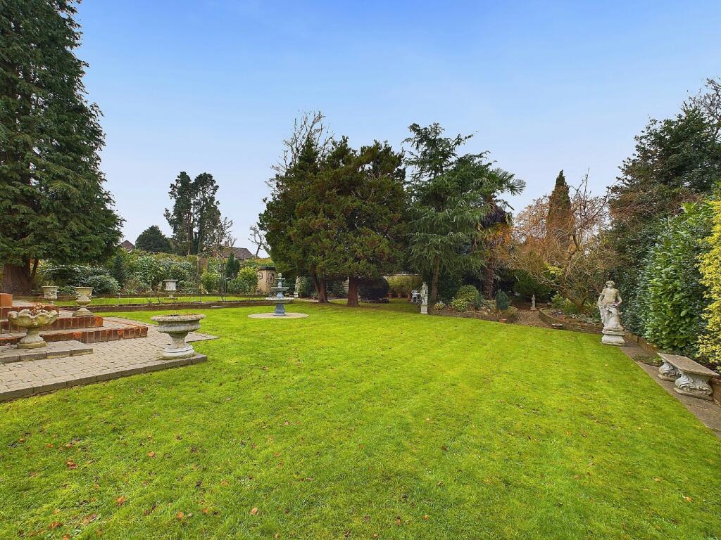 Additional image 11 of Chislehurst Road, BR6 0DN