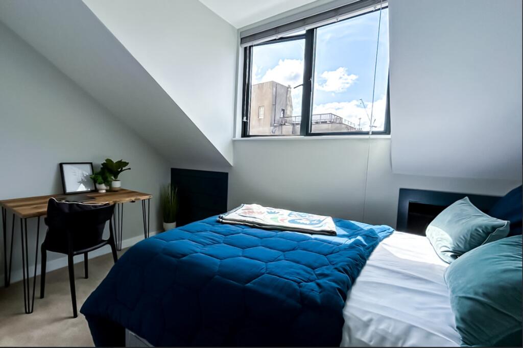 Additional image 3 of West Street, Bristol