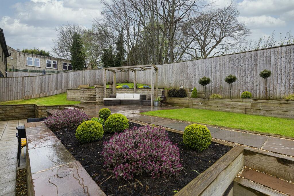 Additional image 42 of Snelsins Road, Cleckheaton