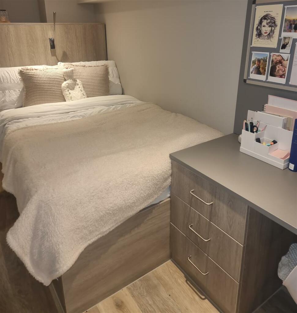 Additional image 3 of Gloucester Road, Bristol