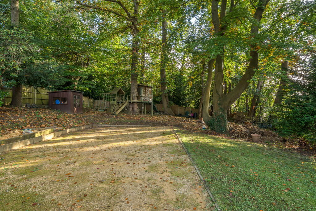 Additional image 26 of Old Hill, Chislehurst, Kent