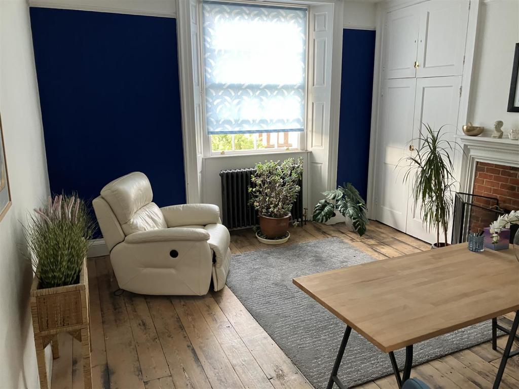 Additional image 7 of High Street, Steyning