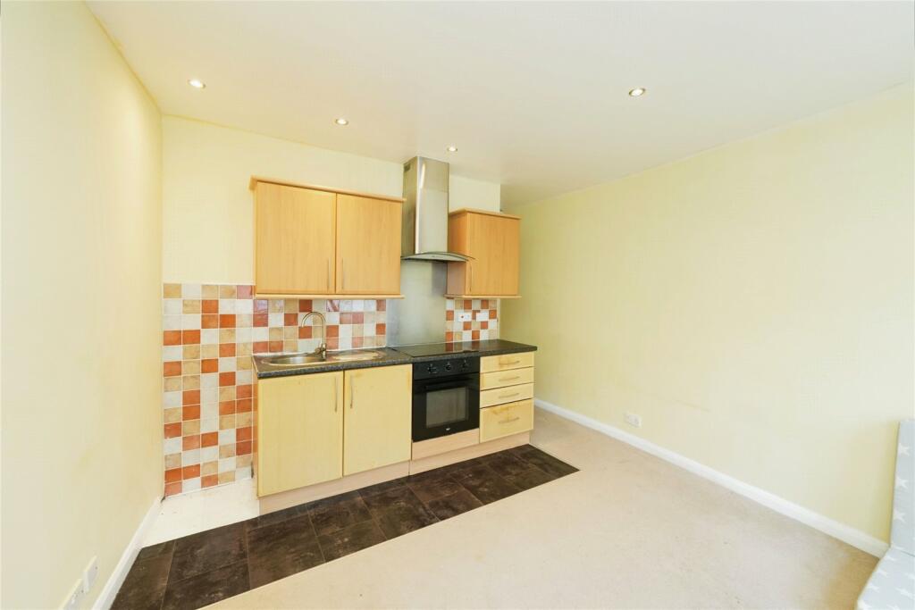 Additional image 15 of Bradley Crescent, Bristol, BS11