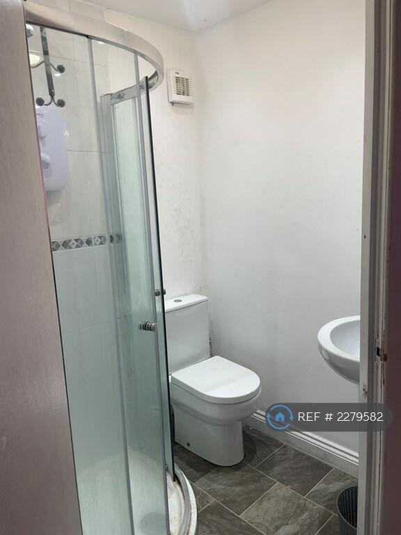 Additional image 10 of Sandbeds, Queensbury, Bradford, BD13