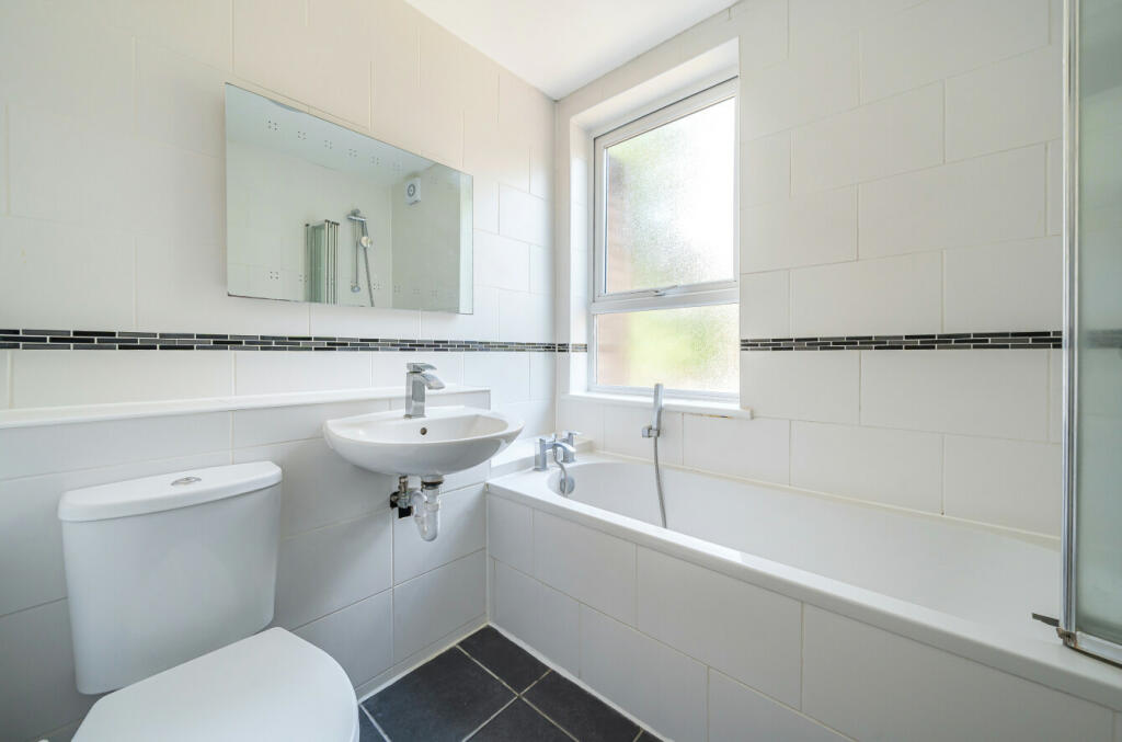 Additional image 14 of Willow Grove, Chislehurst, Kent, BR7