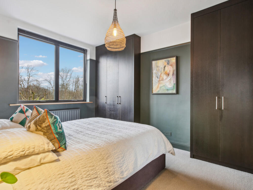 Additional image 14 of Warren Avenue, Bromley, BR1