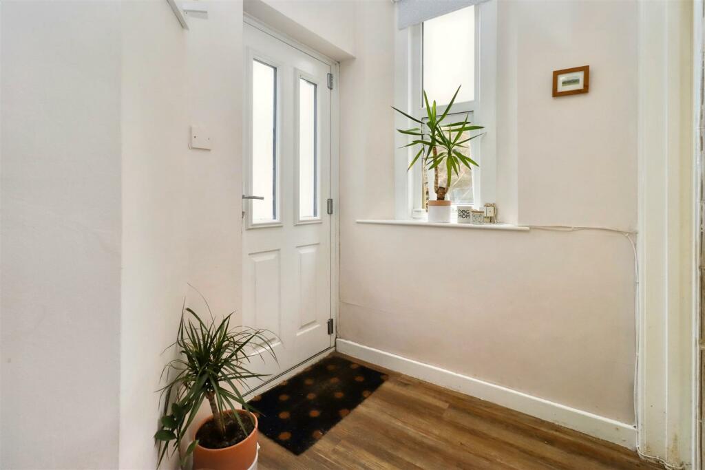 Additional image 10 of A short distance from Clevedon Seafront