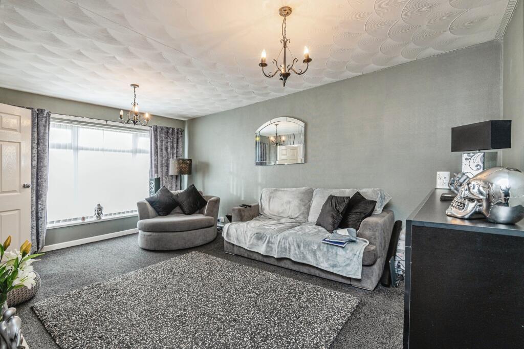 Additional image 2 of Cleckheaton Road, Low Moor, Bradford, West Yorkshire, BD12