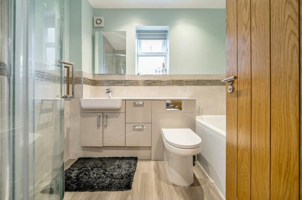 Additional image 14 of Broadway, Yate