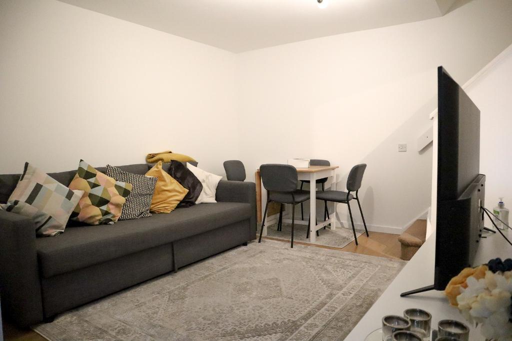 Additional image 13 of Great Meadow Road, Bradley Stoke, Bristol, BS32 8DF