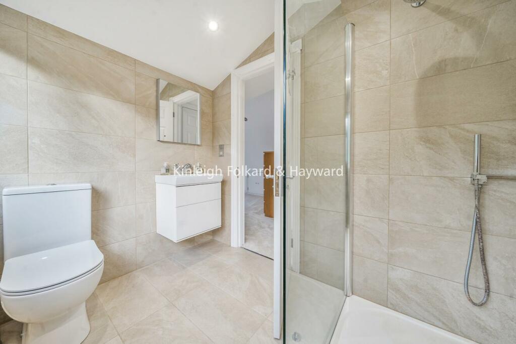 Additional image 16 of Elmstead Lane, Chislehurst