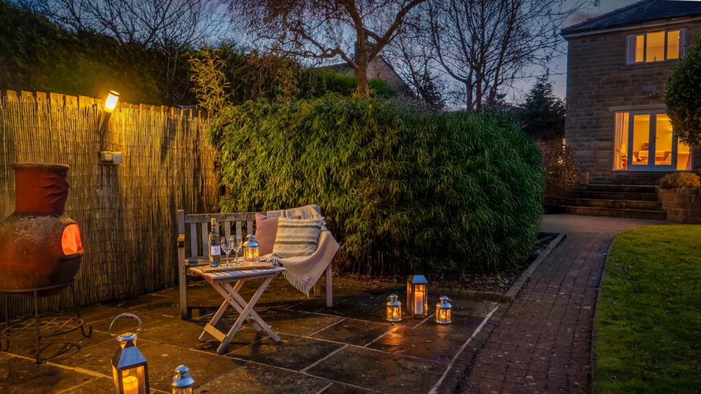 Additional image 31 of Latham Lane, Gomersal, Cleckheaton, BD19