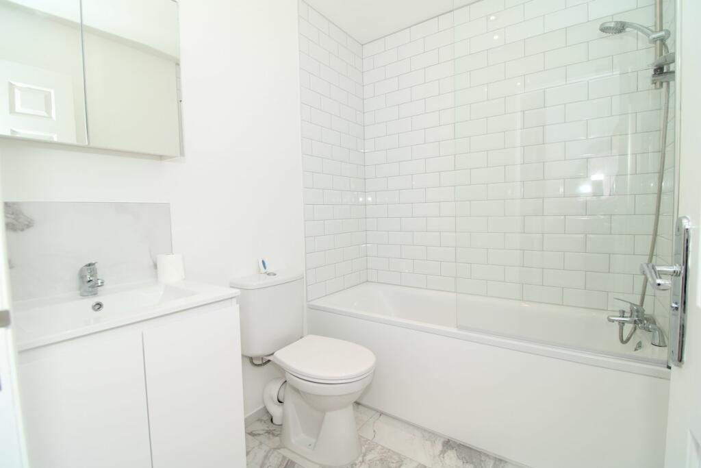 Additional image 12 of Sparkes Close, Bromley, BR2