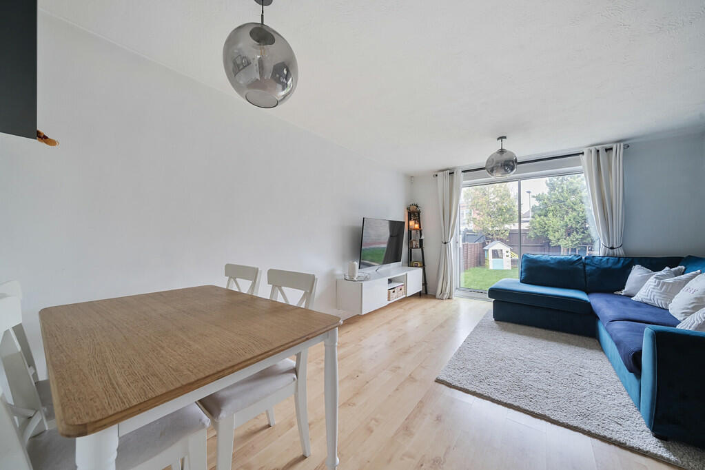 Additional image 14 of Bell Cottages, Woldham Road, Bromley