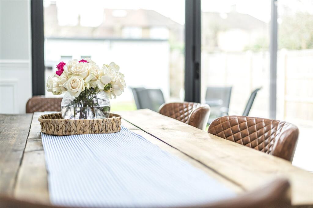 Additional image 28 of Hayes Wood Avenue, Bromley, BR2