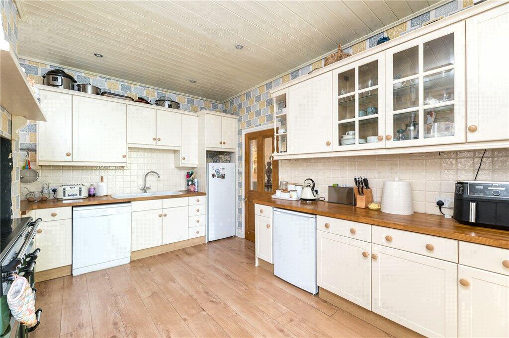 Additional image 6 of Avondale Crescent, Shipley, West Yorkshire, BD18