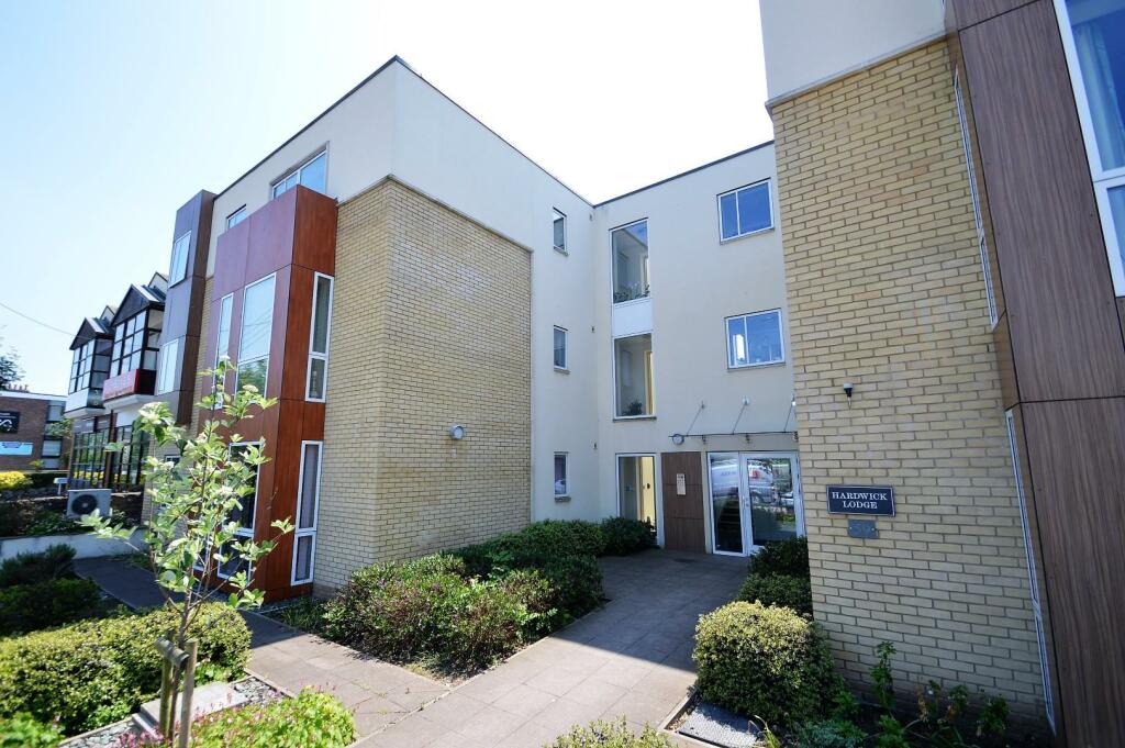 Additional image 14 of Retirement apartment just a stone's throw from the shops in Yatton
