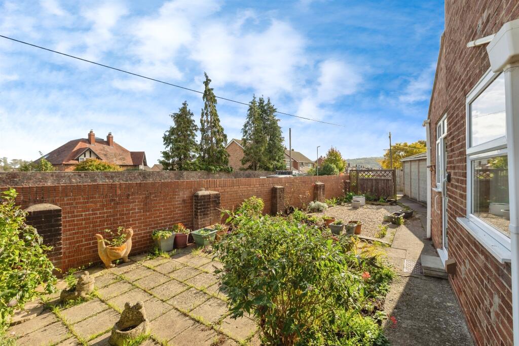 Additional image 8 of Maytree Avenue, Bristol