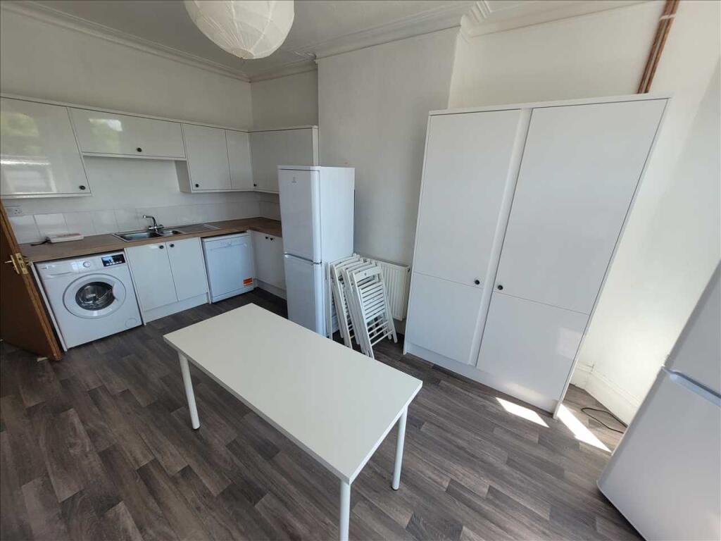 Additional image 13 of Chesterfield Road