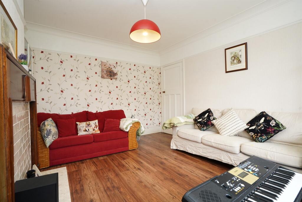 Additional image 24 of Temple Rhydding Drive, Baildon, Shipley