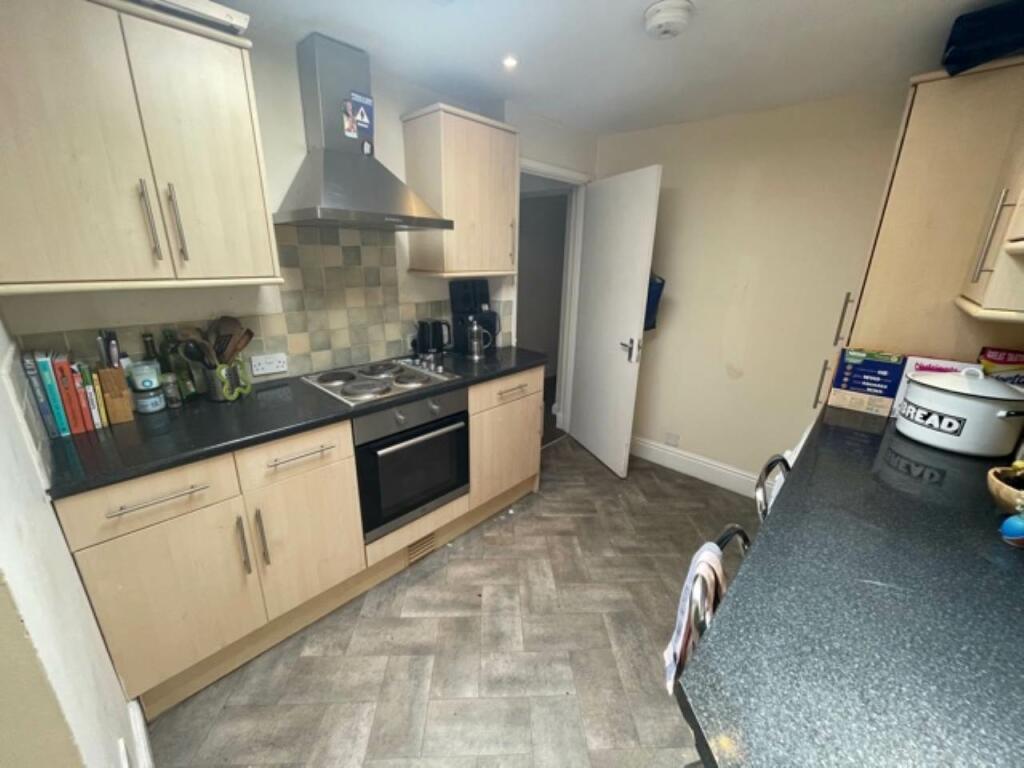 Gloucester Road , Bishopston, Bristol