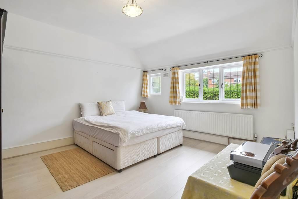 Additional image 4 of Denbridge Road, Bromley