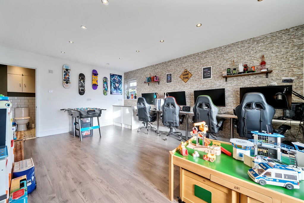 Additional image 7 of Willett Way, Petts Wood, Orpington