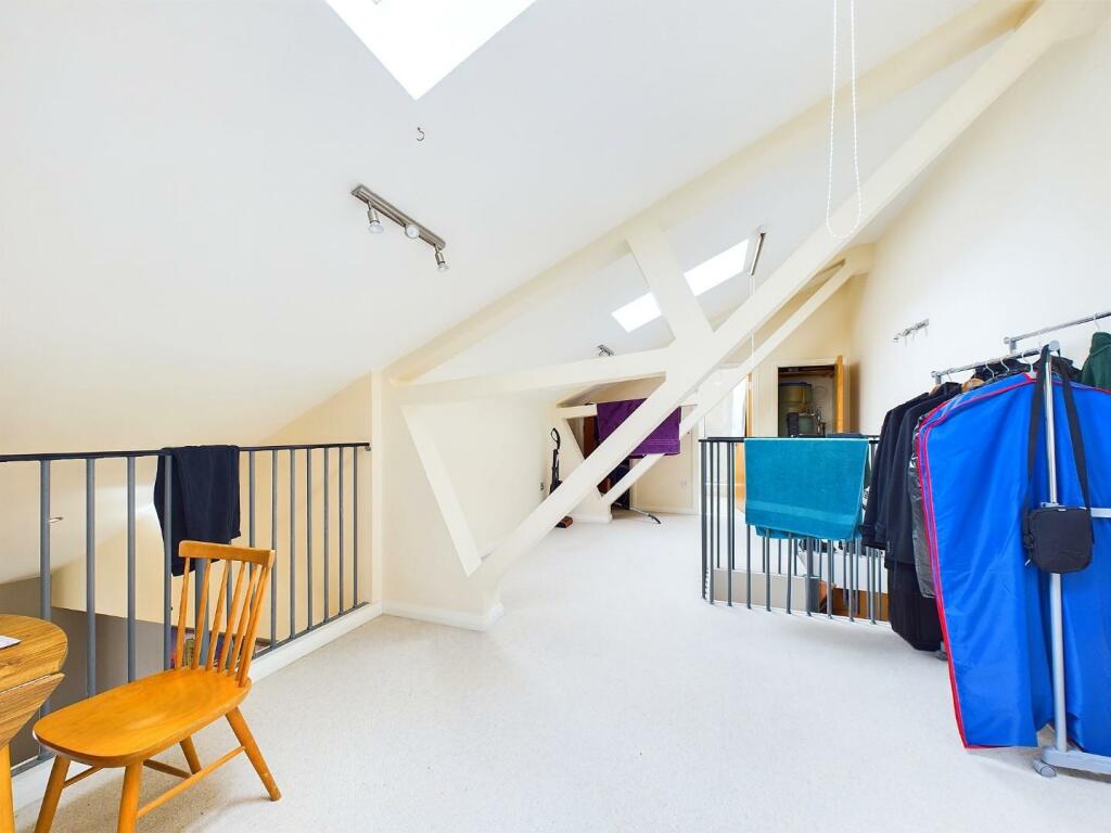 Additional image 4 of Towpath House, Canal Road, Riddlesden, Keighley