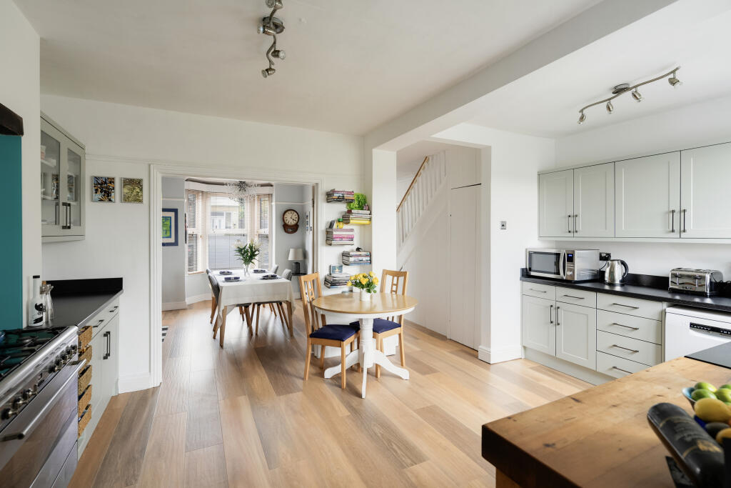 Egerton Brow | Bishopston