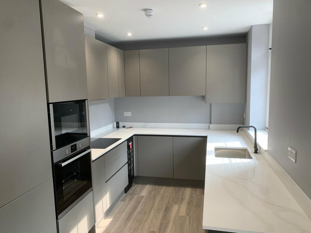 Additional image 15 of 2 Bromley Avenue, Bromley, BR1