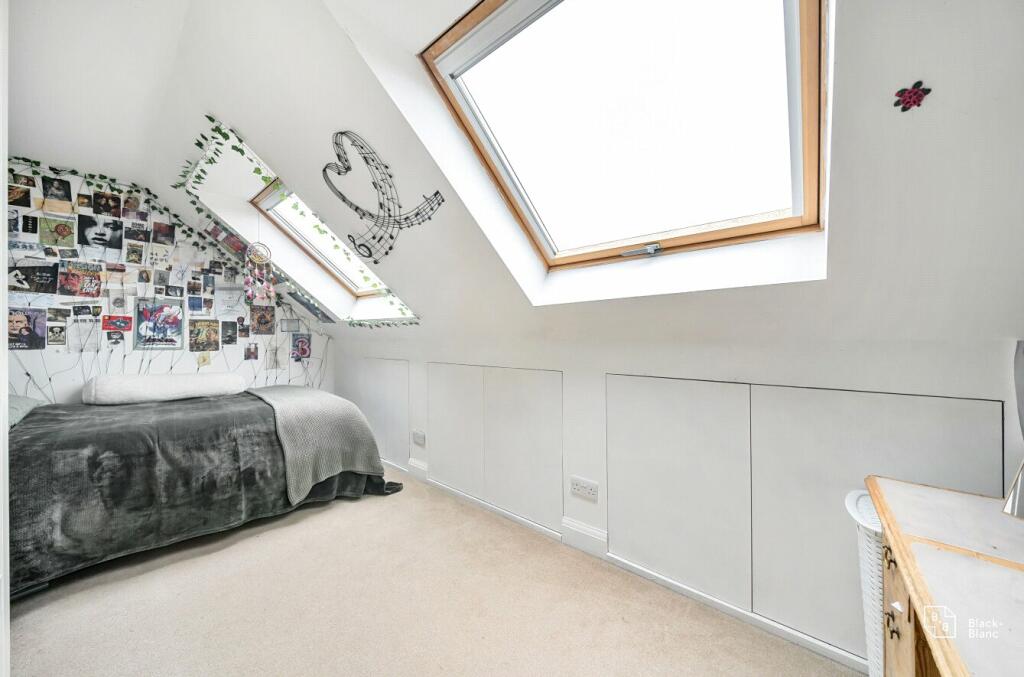 Additional image 17 of Hawes Lane, West Wickham, BR4