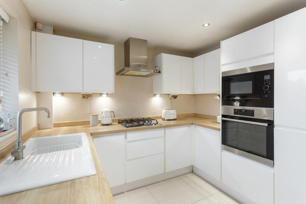 Additional image 7 of Langley Lane, Baildon, BD17 6TB