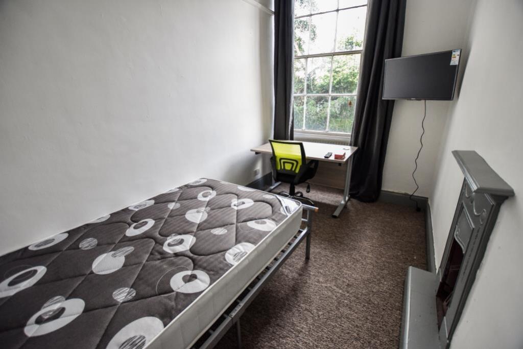 Arlington Mansions, Bristol, BS8 2EH