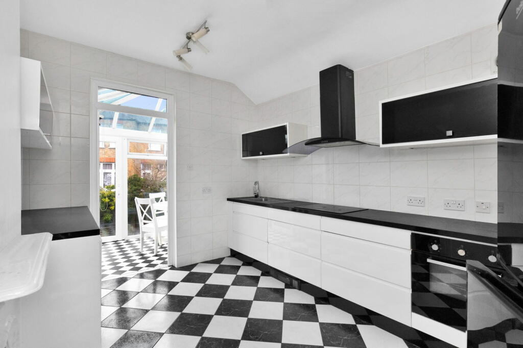 Additional image 7 of Wickham Road, Beckenham, BR3 5JT