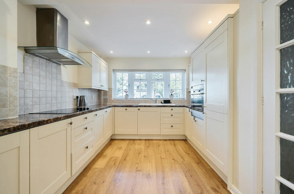 Additional image 7 of Wood Ride, Petts Wood, BR5