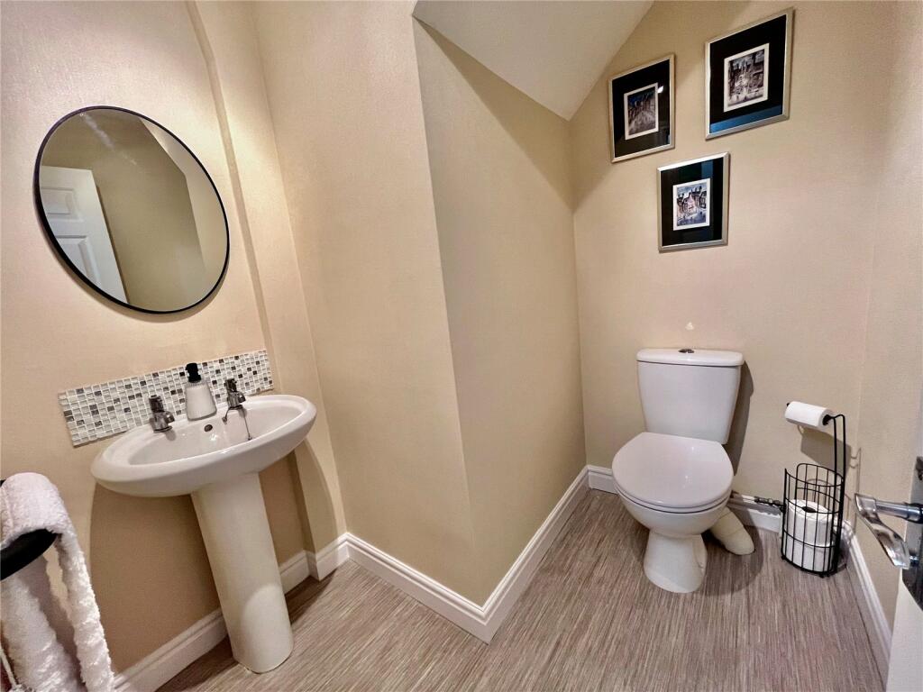 Additional image 16 of Summerdale, Gomersal, Cleckheaton, BD19