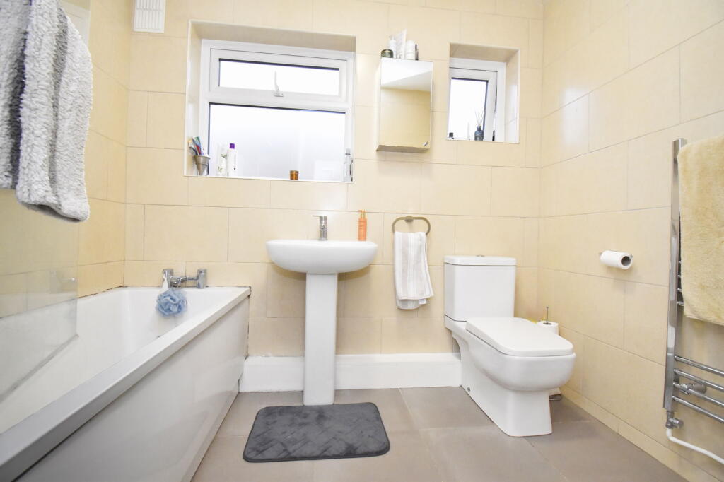 Additional image 6 of Park Avenue, Orpington, BR6 9EG