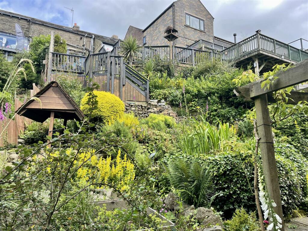 Additional image 27 of 3 Thorngate, Thornton, Bradford