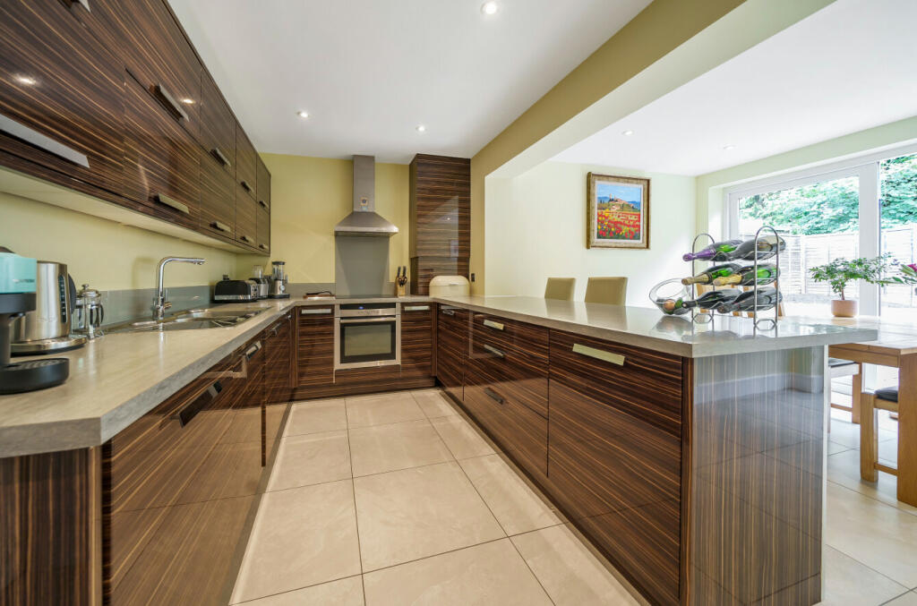 Additional image 9 of Brenchley Close, Chislehurst, Kent, BR7